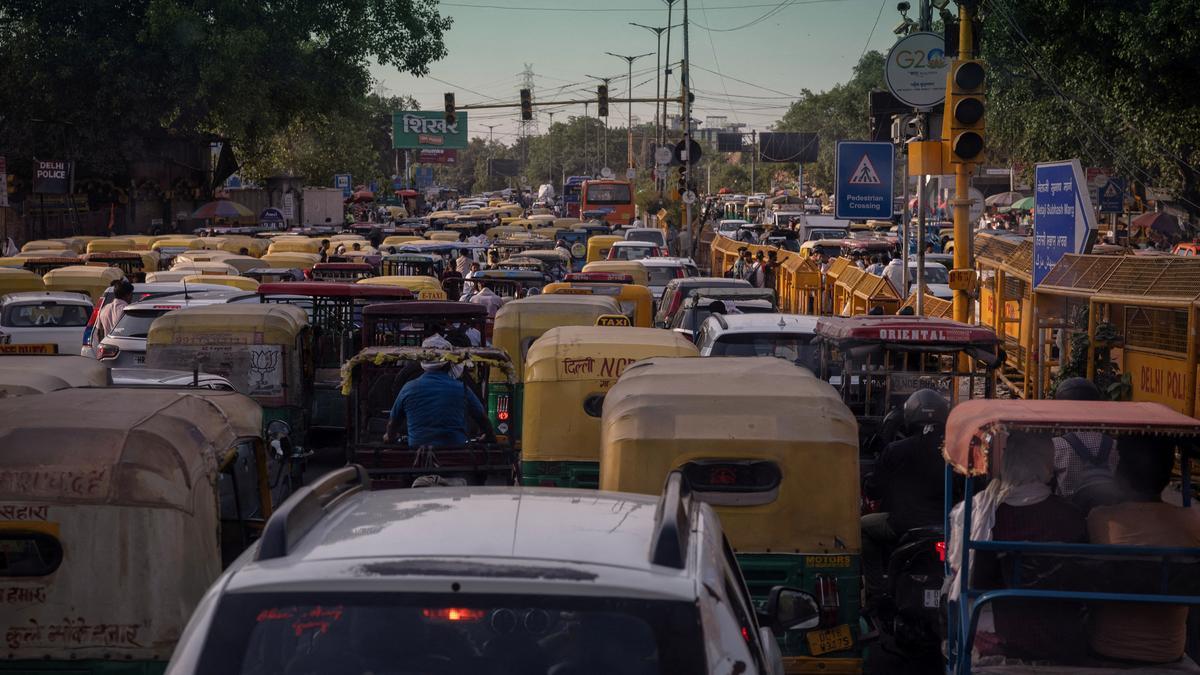 எத்தனால் கலப்பு எரிபொருள் மைலேஜை பாதிக்கும்: வாகன உற்பத்தியாளர்கள் சங்கம் தகவல்