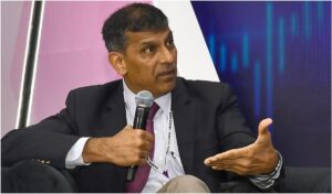 ட்ரம்ப் 50% வரி விதித்த ‘நிஜ’ காரணமும், இந்தியா செய்ய வேண்டியதும் என்ன? - ரகுராம் ராஜன் விவரிப்பு